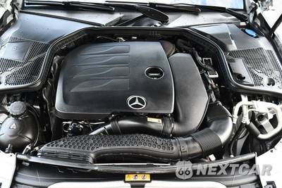 2020 Mercedes-Benz C 300 4MATIC Convertible - zdjęcie 81 z 82 - miniatura