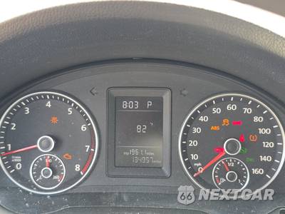 2010 Volkswagen Jetta Sedan Limited - zdjęcie 12 z 30 - miniatura