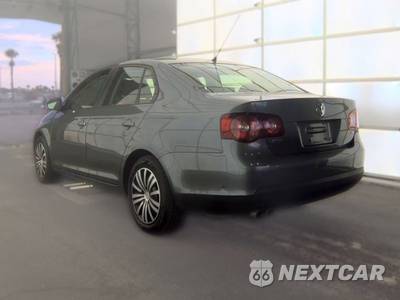 2010 Volkswagen Jetta Sedan Limited - zdjęcie 6 z 30 - miniatura
