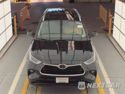 2023 Toyota Highlander XLE - zdjęcie 2 z 33 - miniatura