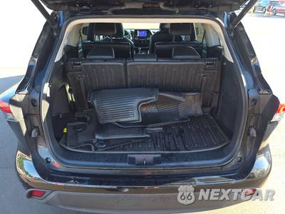 2023 Toyota Highlander XLE - zdjęcie 17 z 33 - miniatura