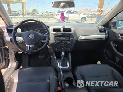 2013 Volkswagen Jetta SE Sedan w/Convenience - zdjęcie 11 z 49 - miniatura