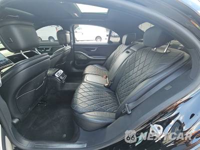 2021 Mercedes-Benz S 580 4MATIC Sedan - zdjęcie 13 z 26 - miniatura