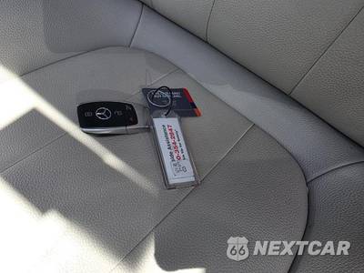 2025 Mercedes-Benz GLA 250 4MATIC - zdjęcie 11 z 26 - miniatura