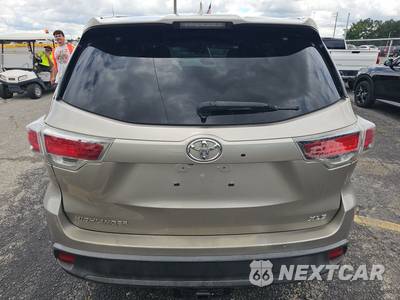 2015 Toyota Highlander XLE - zdjęcie 5 z 35 - miniatura