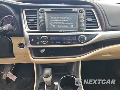2015 Toyota Highlander XLE - zdjęcie 11 z 35 - miniatura