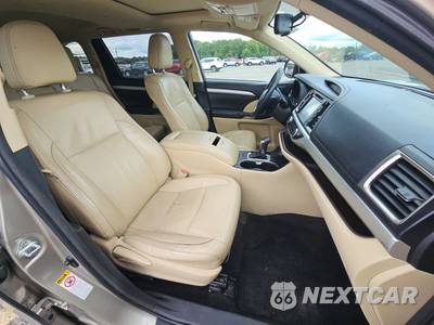 2015 Toyota Highlander XLE - zdjęcie 8 z 35 - miniatura