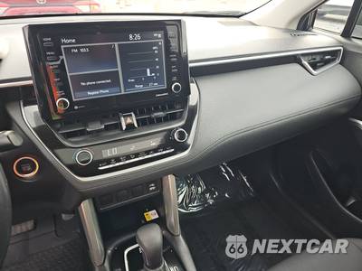 2022 Toyota Corolla Cross LE - zdjęcie 11 z 23 - miniatura