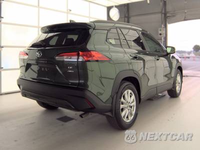 2022 Toyota Corolla Cross LE - zdjęcie 4 z 23 - miniatura