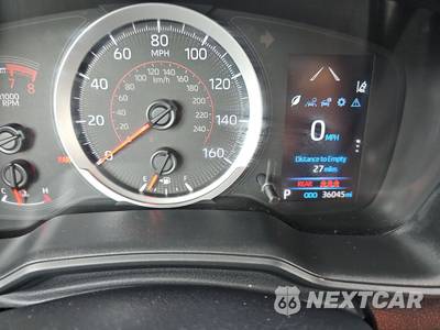 2022 Toyota Corolla Cross LE - zdjęcie 12 z 23 - miniatura