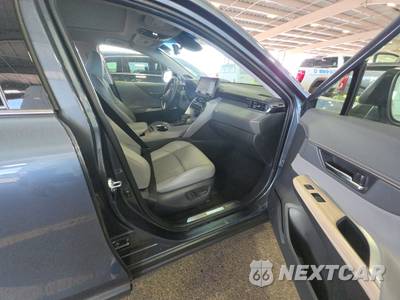 2022 Toyota Venza Limited - zdjęcie 8 z 32 - miniatura