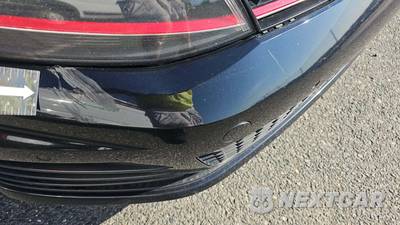 2015 Volkswagen Golf GTI SE Hatchback w/Performance Pkg - zdjęcie 25 z 32 - miniatura