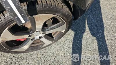 2015 Volkswagen Golf GTI SE Hatchback w/Performance Pkg - zdjęcie 18 z 32 - miniatura