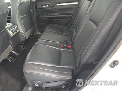 2019 Toyota Highlander XLE - zdjęcie 13 z 18 - miniatura