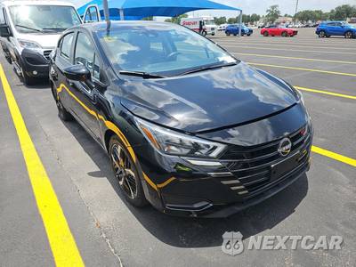 2025 Nissan Versa SR - zdjęcie 3 z 22 - miniatura