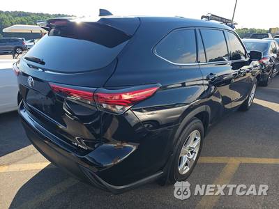 2022 Toyota Highlander LE - zdjęcie 4 z 20 - miniatura