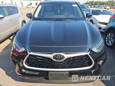 2022 Toyota Highlander LE - zdjęcie 2 z 20 - miniatura