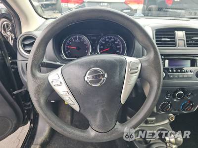 2017 Nissan Versa Sedan SV - zdjęcie 10 z 30 - miniatura