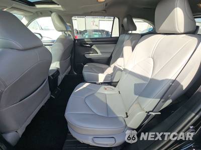 2021 Toyota Highlander XLE - zdjęcie 13 z 23 - miniatura