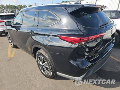 2021 Toyota Highlander XLE - zdjęcie 6 z 23 - miniatura
