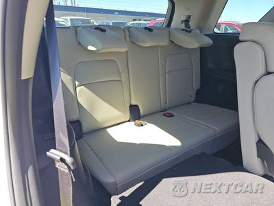 2026 Nissan Pathfinder SL - zdjęcie 14 z 22 - miniatura