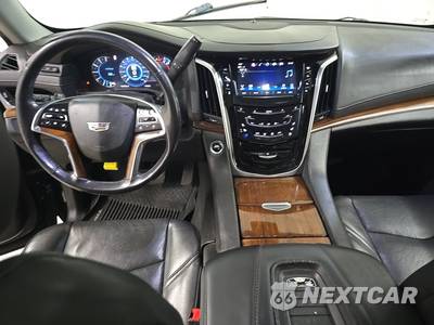 2020 Cadillac Escalade Luxury 1SB - zdjęcie 11 z 34 - miniatura