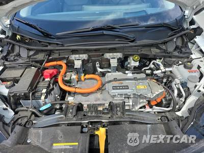 2024 Nissan Ariya PLATINUM+ e-4ORCE - zdjęcie 17 z 26 - miniatura