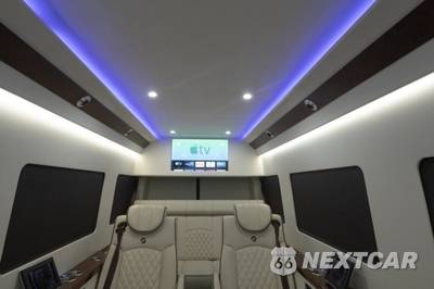 2019 Mercedes-Benz Sprinter 2500 Passenger Van High Roof 170.0" WB - zdjęcie 28 z 50 - miniatura