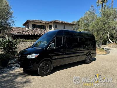 2019 Mercedes-Benz Sprinter 2500 Passenger Van High Roof 170.0" WB - zdjęcie 18 z 50 - miniatura