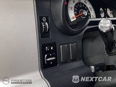 2008 Toyota FJ Cruiser w/Rear Doors - zdjęcie 41 z 50 - miniatura