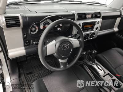 2008 Toyota FJ Cruiser w/Rear Doors - zdjęcie 18 z 50 - miniatura
