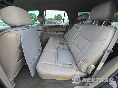2004 Toyota Sequoia SR5 - zdjęcie 13 z 35 - miniatura