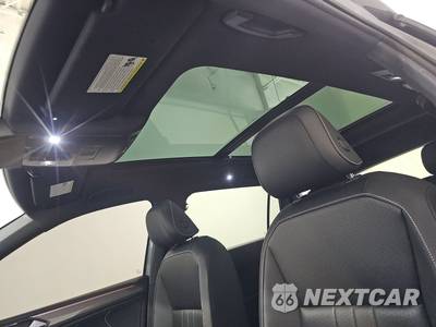 2022 Volkswagen Tiguan SE R-Line Black - zdjęcie 17 z 28 - miniatura