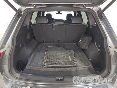 2022 Volkswagen Tiguan SE R-Line Black - zdjęcie 16 z 28 - miniatura