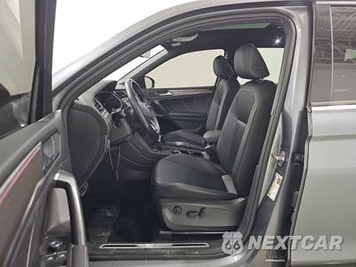 2022 Volkswagen Tiguan SE R-Line Black - zdjęcie 7 z 28 - miniatura
