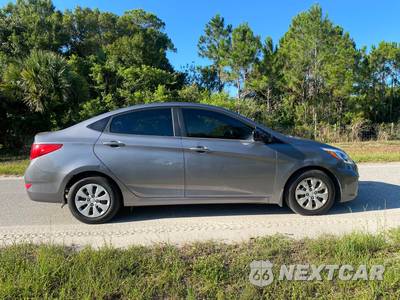 2015 Hyundai Accent GLS Sedan - zdjęcie 5 z 50 - miniatura