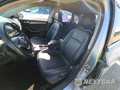 2019 Volkswagen Jetta SE - zdjęcie 7 z 17 - miniatura