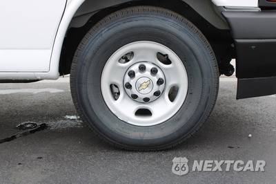 2025 Chevrolet Express 3500 Cargo Van 1WT 155.0" WB - zdjęcie 42 z 50 - miniatura