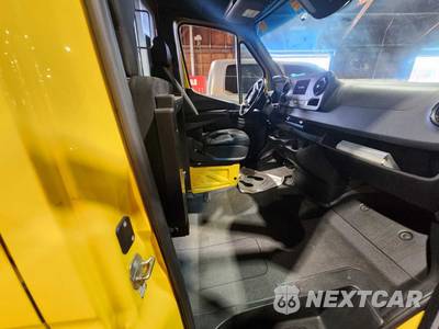 2021 Mercedes-Benz Sprinter 2500 Cargo Van High Roof 170.0" WB - zdjęcie 2 z 35 - miniatura