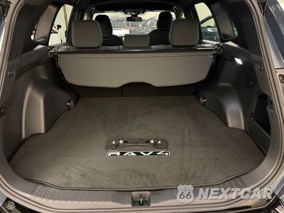 2026 Toyota RAV4 Hybrid SE - zdjęcie 6 z 20 - miniatura