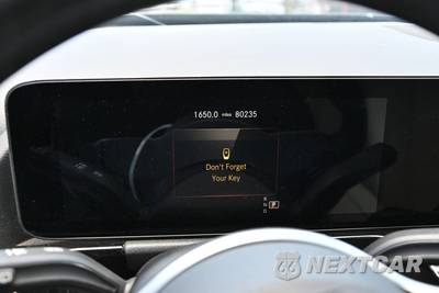 2021 Mercedes-Benz GLA 250 - zdjęcie 9 z 21 - miniatura