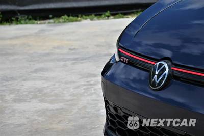 2024 Volkswagen Golf GTI S - zdjęcie 9 z 20 - miniatura