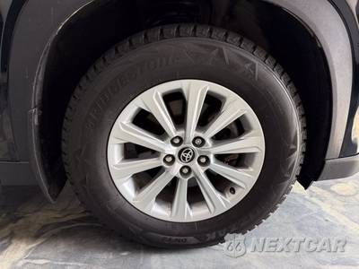 2024 Toyota Grand Highlander XLE - zdjęcie 30 z 32 - miniatura