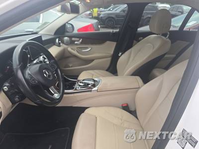 2015 Mercedes-Benz C 300 4MATIC Sedan - zdjęcie 7 z 29 - miniatura