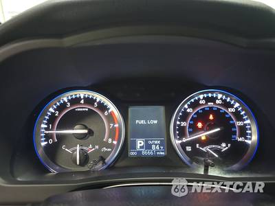 2015 Toyota Highlander LE - zdjęcie 12 z 30 - miniatura