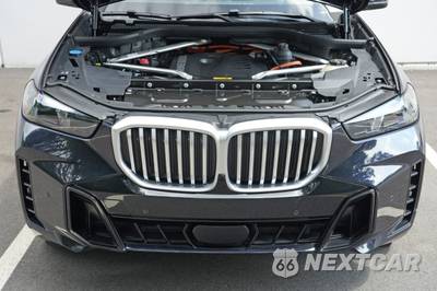 2024 BMW X5 Sports Activity Vehicle xDrive50e M SPORT LINE - zdjęcie 6 z 48 - miniatura