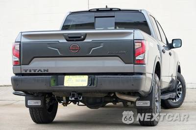2024 Nissan TITAN PRO-4X Crew Cab Short Bed - zdjęcie 3 z 48 - miniatura