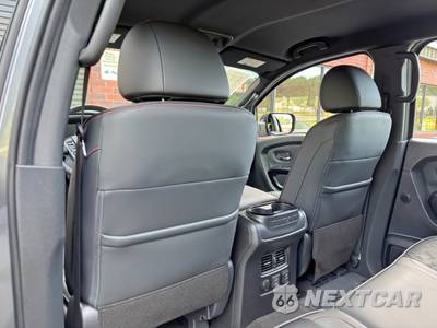 2024 Nissan TITAN PRO-4X Crew Cab Short Bed - zdjęcie 30 z 48 - miniatura