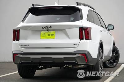 2025 Kia Sorento X-Line SX - zdjęcie 3 z 48 - miniatura