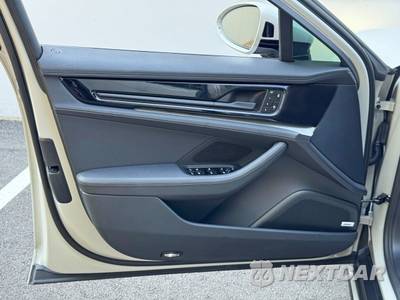 2025 Porsche Panamera - zdjęcie 47 z 48 - miniatura